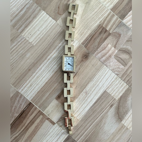 Pierre Nicol Ladies Watch Vintage Gold Geometric Bracelet White Rectangular Dial - Picture 5 of 9